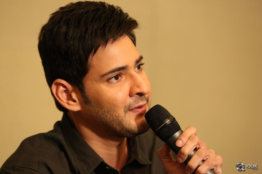 Mahesh-Babu-at-Srimanthudu-Movie-Press-Meet
